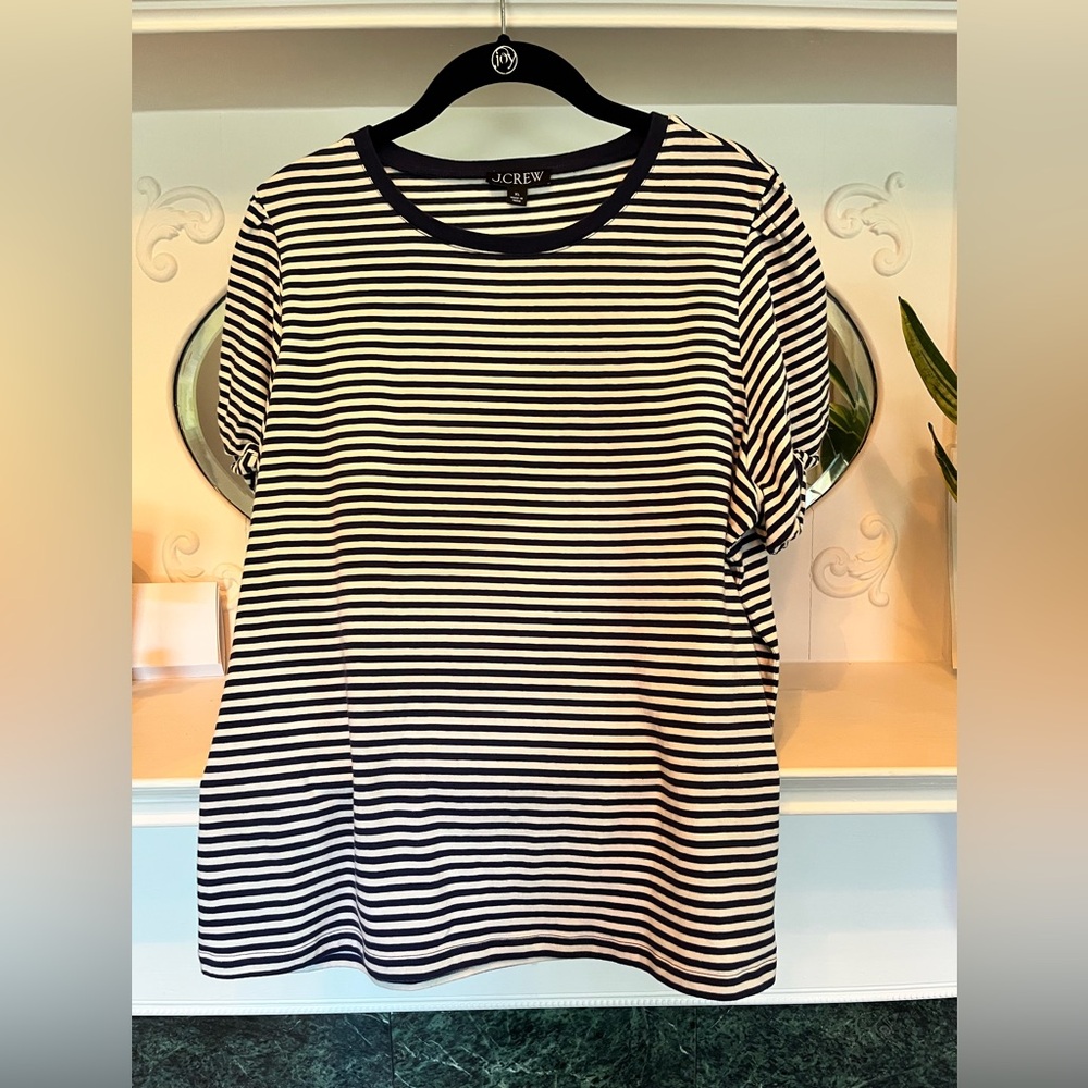J. Crew Broken In Jersey Puff Sleeve Tee - Navy and White Striped XL